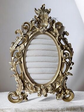 Ring Holder Gold Ring Wedding Display ornate Stand Frame antique style……